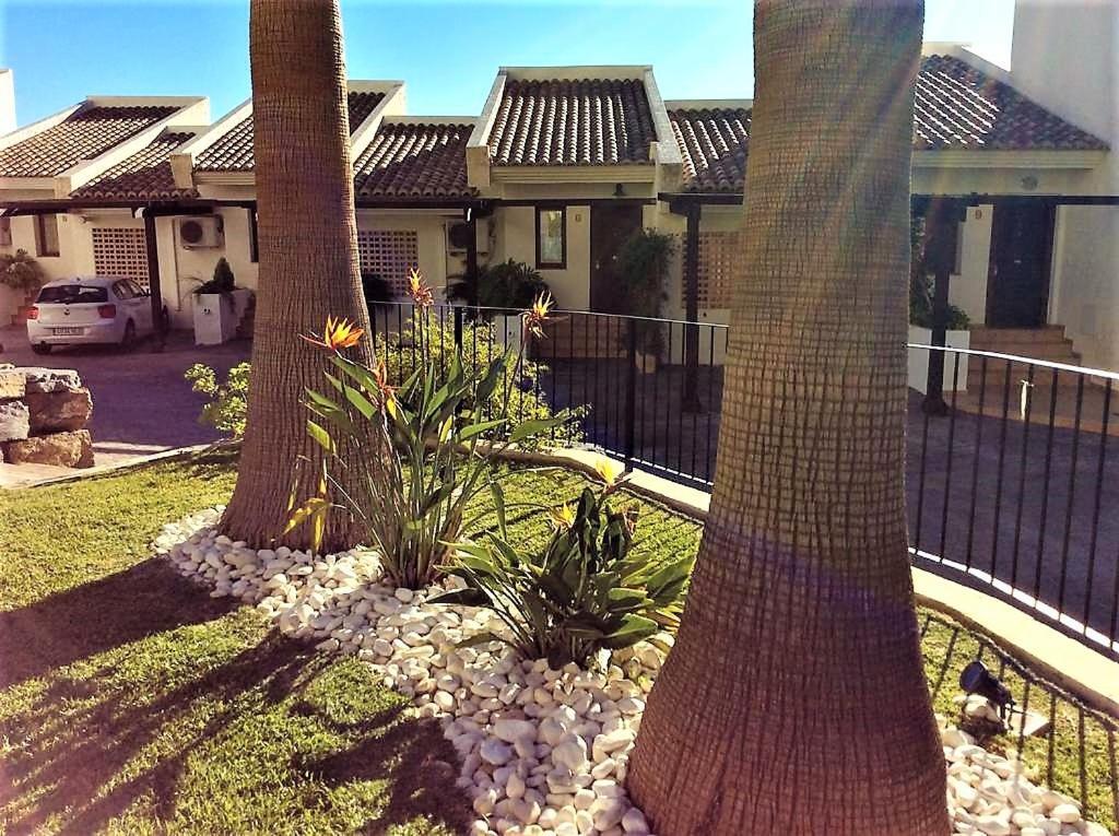 Townhouse Los Olivos M 알테아 외부 사진